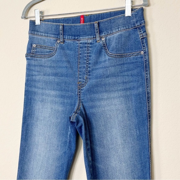 SPANX Straight Leg Jeans in Vintsge Indigo - Picture 6 of 13